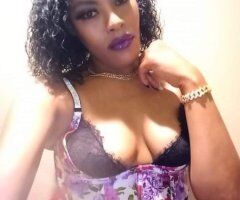 Chicago Female Escort — Dominant roleplay, strap-on + bondage toys (real pics) - Image 3