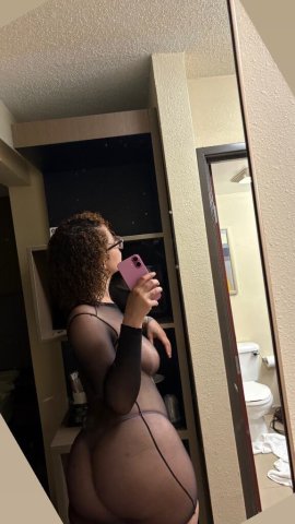 Akron/Canton Massage, OnlyFans & Sexy Facetime - 1