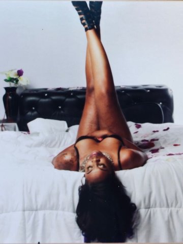 Gizelle Brown Suga — Female Escort in Little Rock (Outcalls/Car Play) - 1