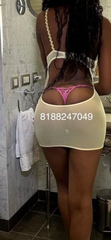 Long Beach, CA Tall Natural Beauty Escort — Verified discreet, respectful gent only - 1