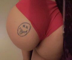 Lexxi — Sweet & Seductive Bombshell - Image 3