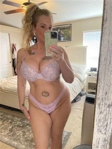  40+ Curvy MILF — Warm GFE + Massage, LA Incall/Outcall - 1