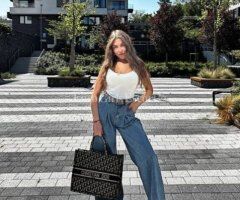 Florence escorts - Violetta (26) — Miracle agency — Female escort (Rome) with incall & outcall