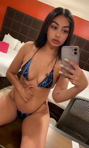 Latina Mami (28) QV Special — Incall - 1