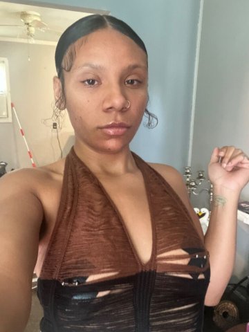 Sioux Falls Female Escort — QV & Half-Hour - 1