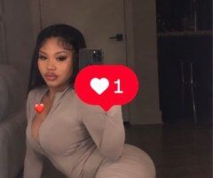 Portland Curvy Blasian Female Escort — dinner, bar dates & soothing massage - Image 2