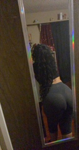 Monterey Incalls & Outcalls — Thick Latina Escort (Español) - 1
