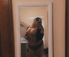Kansas City escorts - Kansas City Latina Female Escort — Incall, Outcall & Carplay