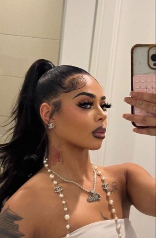 Rochester Female Escort — Incalls, Dates, Outcalls & GFE - 1