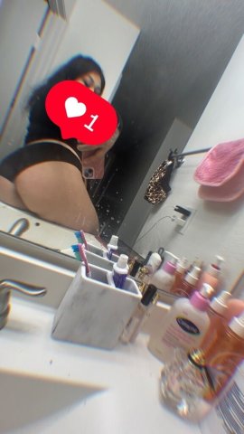 Palm Springs Female Escort — outcalls, FaceTime & content - 1