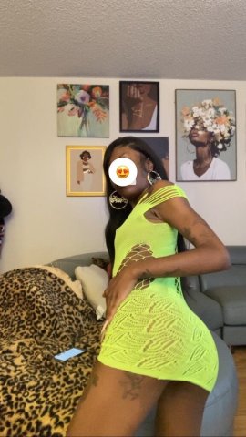 Brooklyn Petitie Escort (23) — Outcalls Only, Slim & Discreet - 1