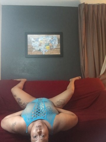 Young In-Call Fun & BJ Handjob Combo — Incall Only (Southern MD/DC) - 1