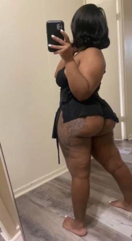 Green Bay Female Escort — Throat Goat, Body Rubs, No AA (Mature W Verification) - 1