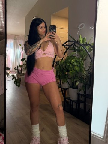 Reno Cuban Treat — longer-arrangement escort - 1