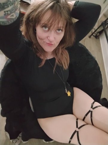 Oakland / East Bay CA Female Escort — 2x1 this weekend - 1