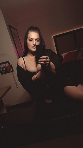 Phoenix Female Escort — Carplay & Incall, Head Doctor - 1