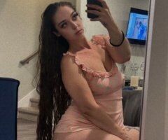 Clarksville TN Upscale Gentlemen Only Escort — Wet The Bed - Image 7