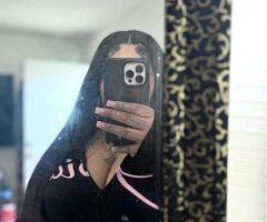 Chicago escorts - Chicago IL Female Escort — QV 2 for $200, $100