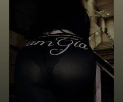 Chicago IL Female Escort — QV 2 for $200, $100 - Image 9