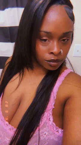 Newport News Female Escort — Hour & Half-Hour Specials - 1