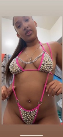 Palm Springs Female Escort — Big Booty Bandit for In-Call & Out-Call - 1