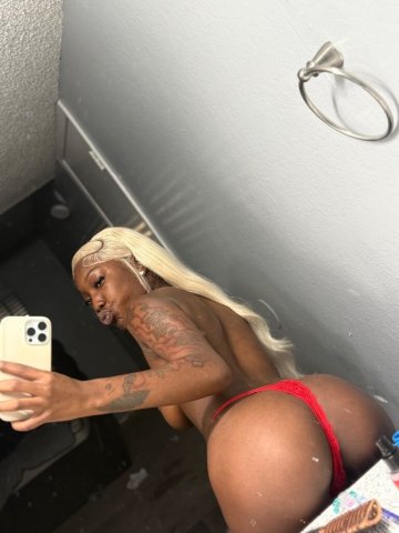 Fort Worth Petite Female Escort — Incalls & Outcalls (Uber) - 1