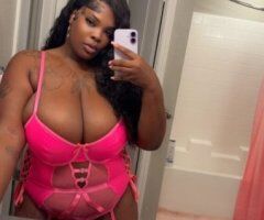 San Francisco Busty Fetish-Friendly Escort (Early-Morning Chocolate Fantasy) - Image 5