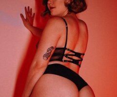 Memphis Female Escort — Ava, art-leaning alt/goth college vibe - Image 2
