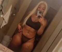 Paso/Favors Ashlee is in town — thick, tall & busty escort - Image 6