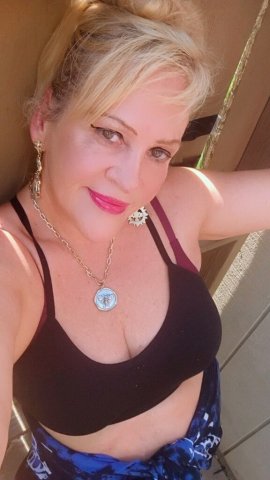 Hot Oil Sensual Massage (Topless) in Columbus — Private Studio on Henderson Rd - 1