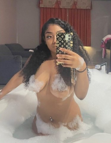 St. Louis MO Escort Gab — Curvy Mixed Beauty - 1