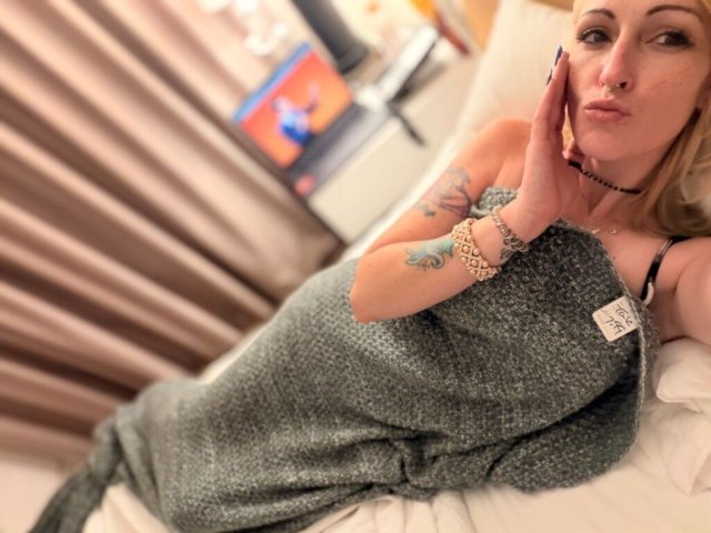 Dylan (Fox) — Tucson Male Escort - 1