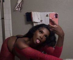 Oakland/East Bay escorts - STARR — Oakland/East Bay Female Escort (Throat Goat)