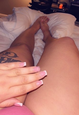 26—Redding Escort for a discreet sensual sit-down - 1