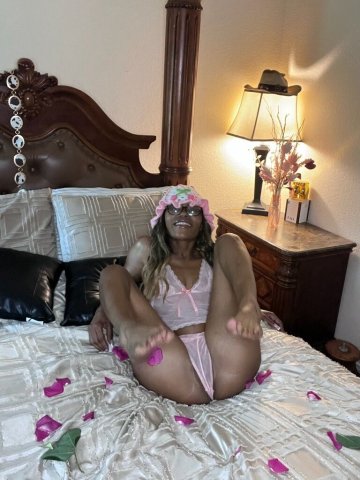Galveston, Texas Slim-Thick Black Cuban Escort — Alexius “Nympho - 26” - 1