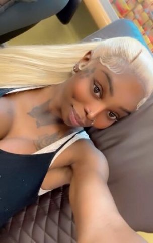Cincinnati Female Escort — GFE, FaceTime & Outcalls - 1
