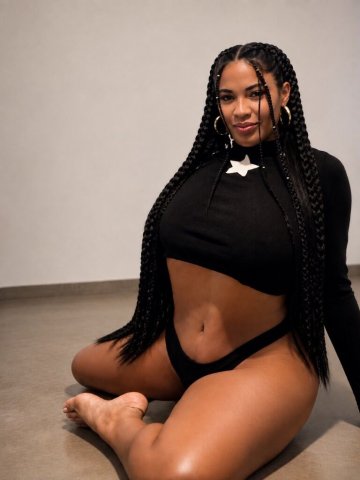 Friendly Latin Girl Escort (Savannah, GA) — 31 - 1