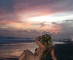 Las Vegas escorts - Las Vegas 19-Year-Old Blonde Female Escort — Footjobs & Facetime Shows