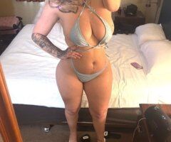 Las Vegas 19-Year-Old Blonde Female Escort — Footjobs & Facetime Shows - Image 4