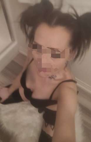 Portland Outcalls Only Female Escort — Friday Night Late Sessions - 1