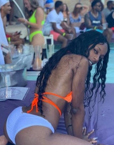 Frederick MD Brownskin Bombshell—Autumn xo (23) Escort Services - 1