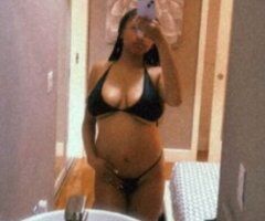 Seattle WA In-Call/Car Fun & Outcall 2-Girl Special — hygiene-focused throat services - Image 3