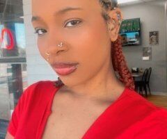 East Idaho escorts - Female Escort (Petite & Slim) — Super Cute Face and Curvy