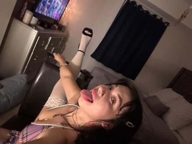 Naples Outcalls — Sweet Young Latina Candy Escort (23) - 1