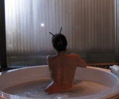Western Slope escorts - Glenwood Springs Female Escort — New in Town