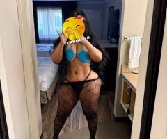 Colombiana #28 — Curvas pronunciadas, trato amable - Image 3