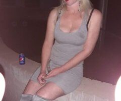 Hot, horny Yuma female escort - Image 2