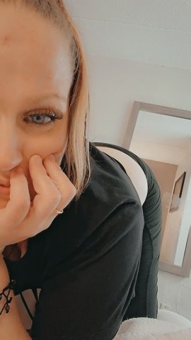 Outcalls Available Today in Indianapolis — FS GFE Sessions + Massages - 1