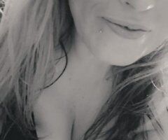 Outcalls Available Today in Indianapolis — FS GFE Sessions + Massages - Image 2