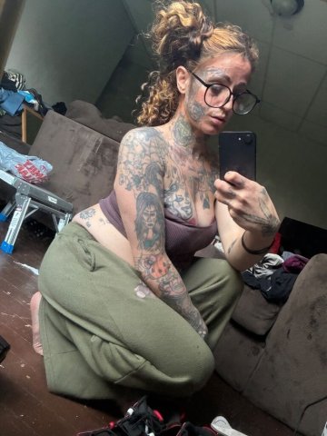 Dayton Blonde Escort — Athletic Fun & Sexy Nights - 1